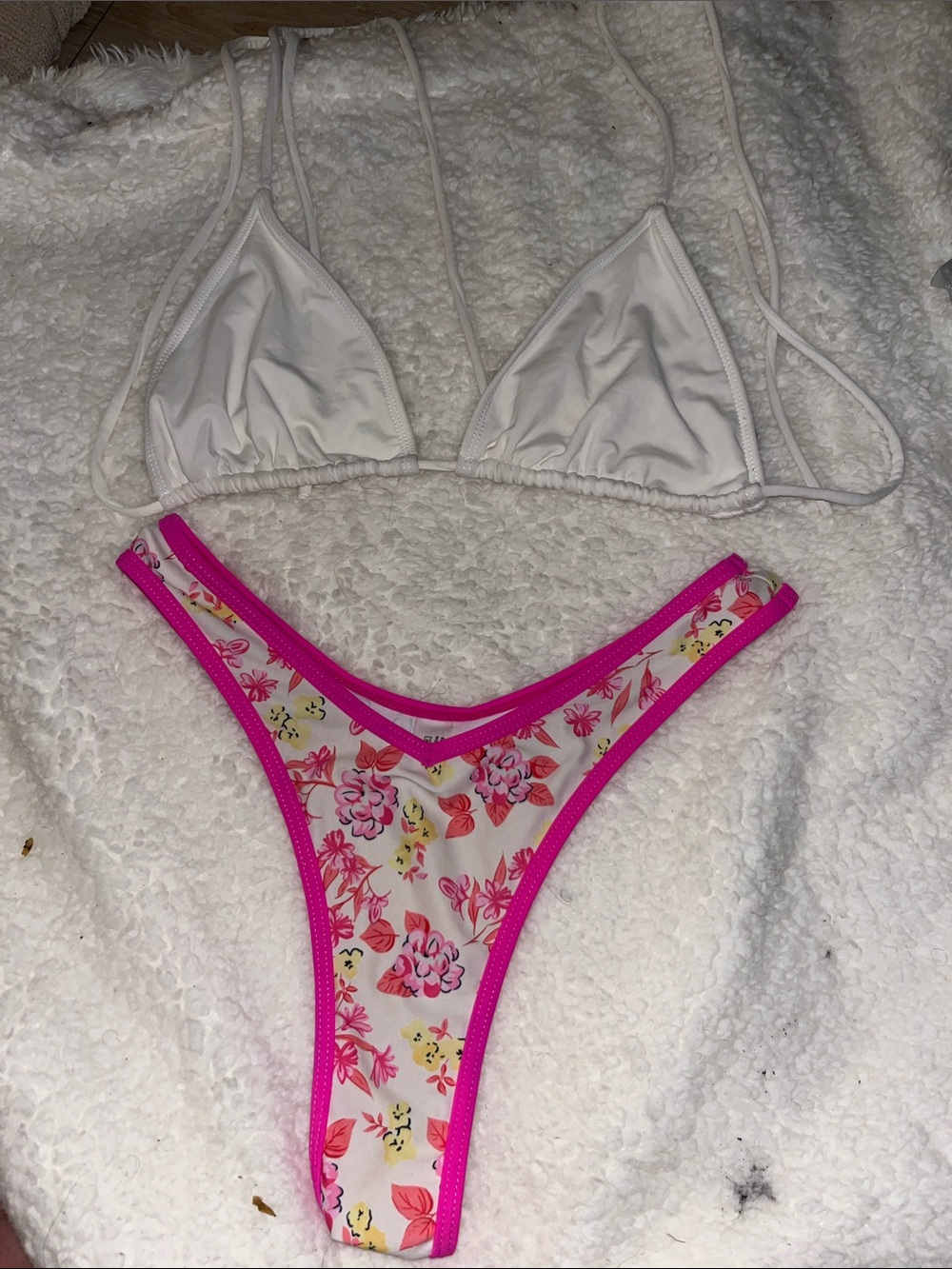 Beautiful floral bikini💕